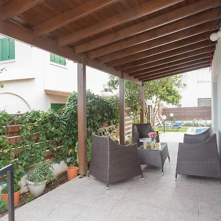 וילה Holiday Ds54 3 Bedroom In The Center פרוטאראס